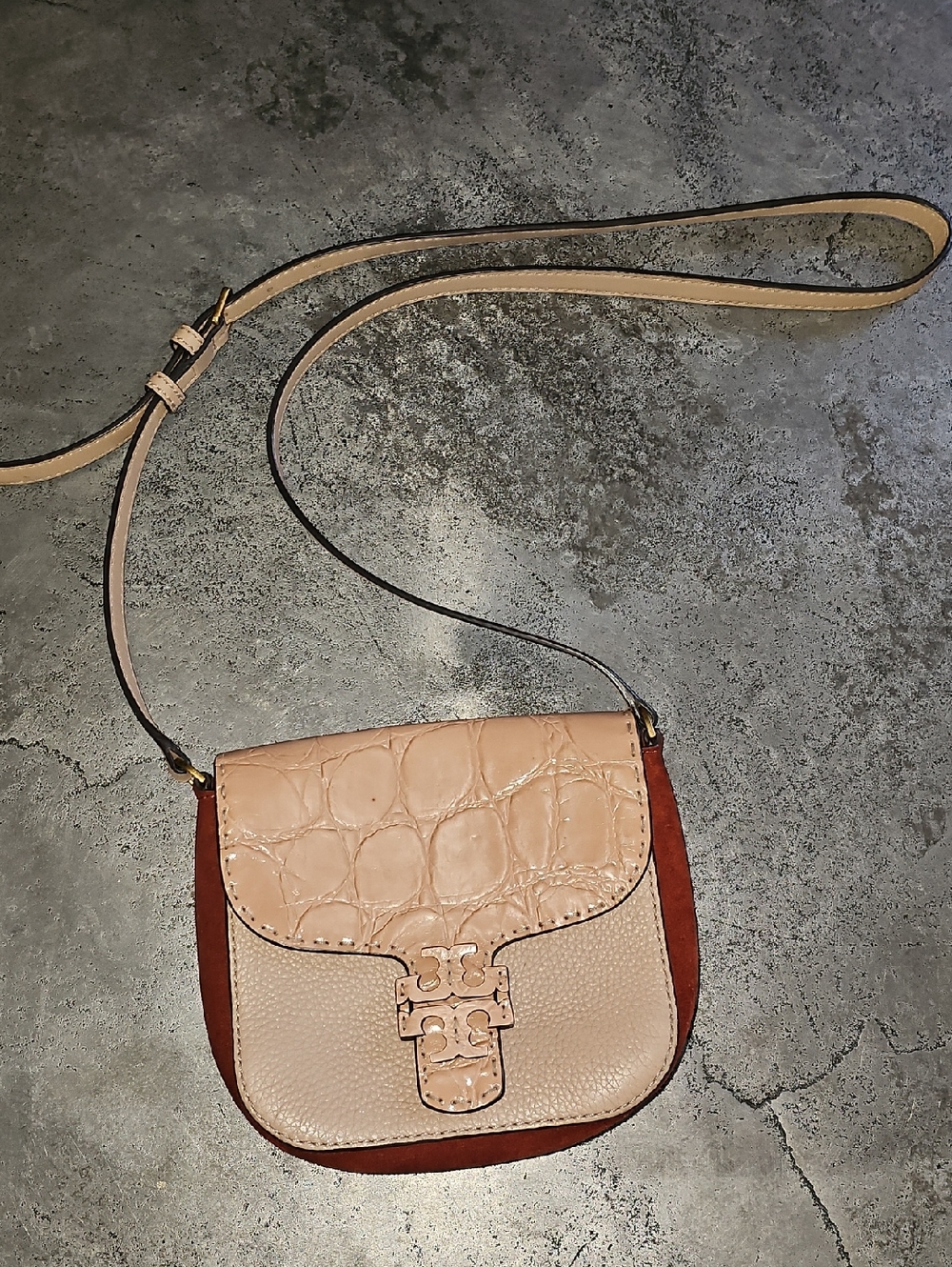 🥳 FINAL OFFER 🥳Tory Burch Croc-Embossed Leather Crossbody